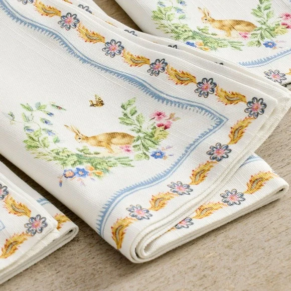 Pottery Barn Botanical Bunny 🐰 Cotton Napkins Set Of 4 BNWT - Picture 2 of 7